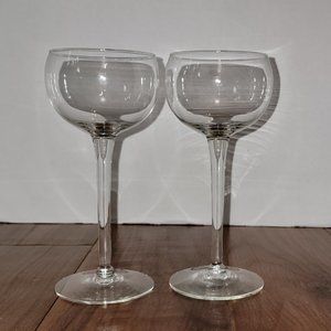 Set of 2 wine glasses
